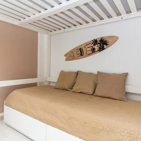 Seaside Tiny Treasure